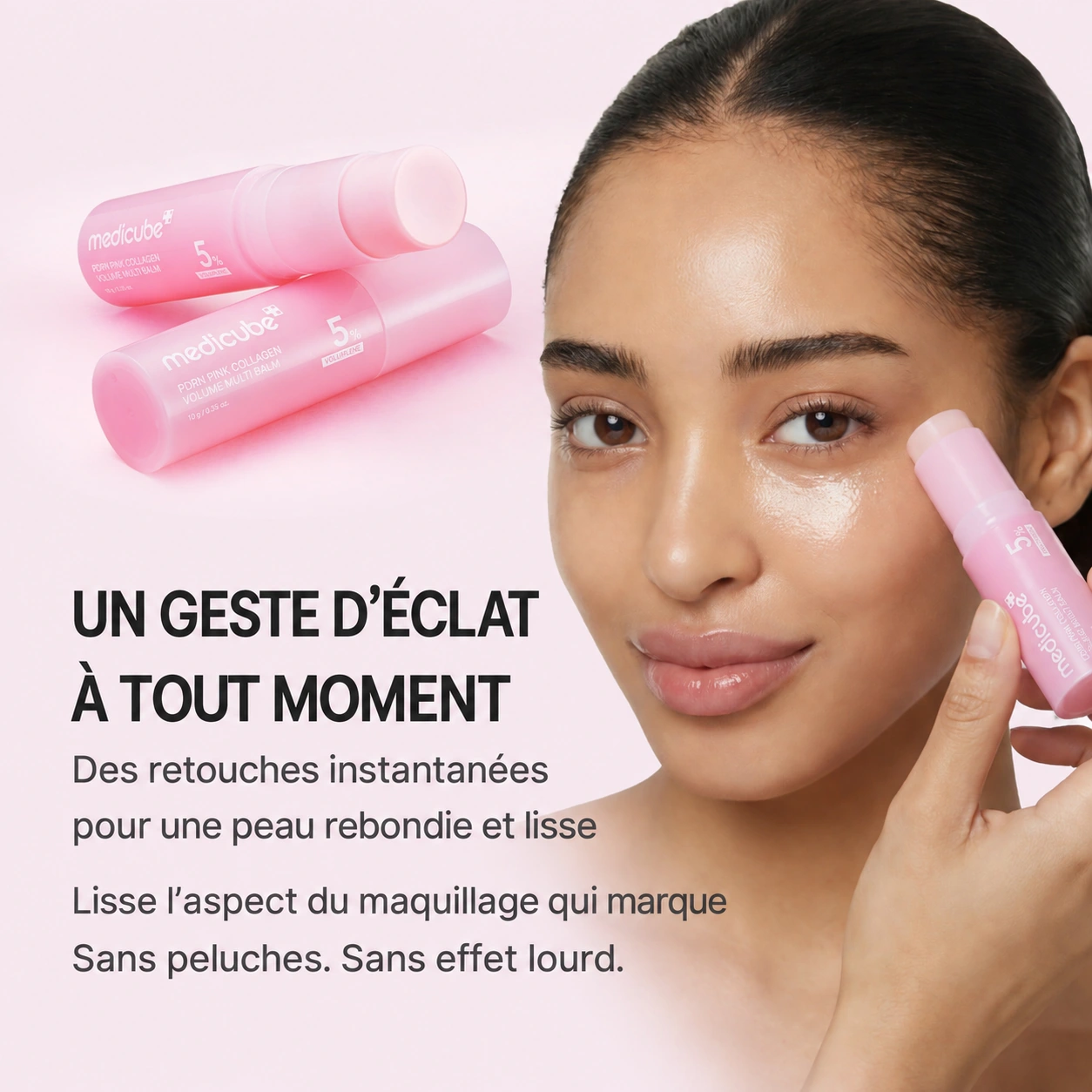 Application du baume pour des retouches et une peau rebondie et lisse.